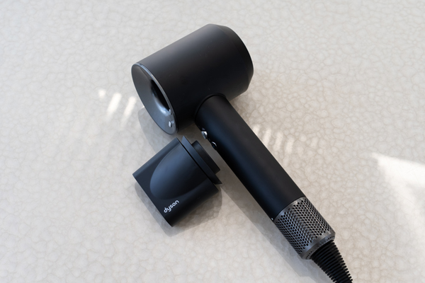 ドライヤー｜Dyson