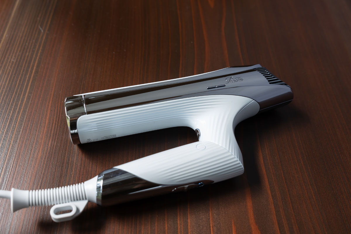 ドライヤー ReFa