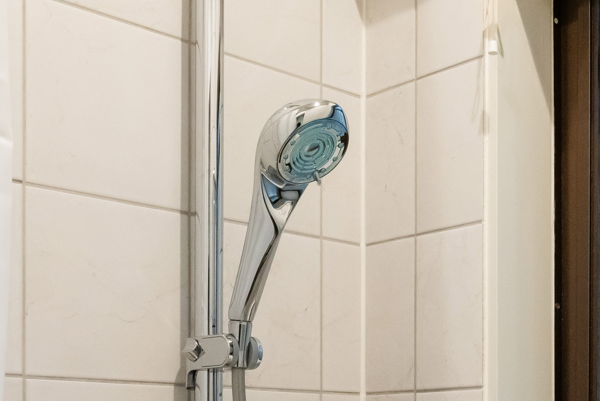 シャワーヘッド｜ReFa