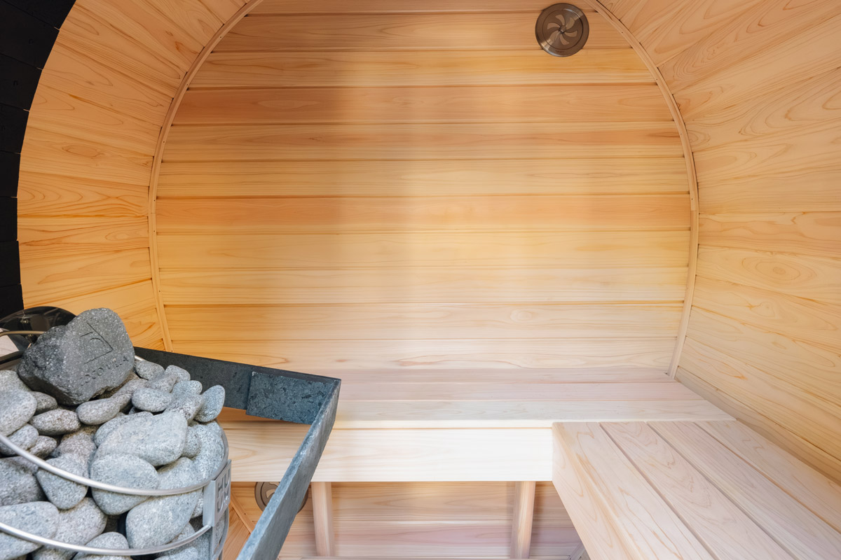 サウナ室内