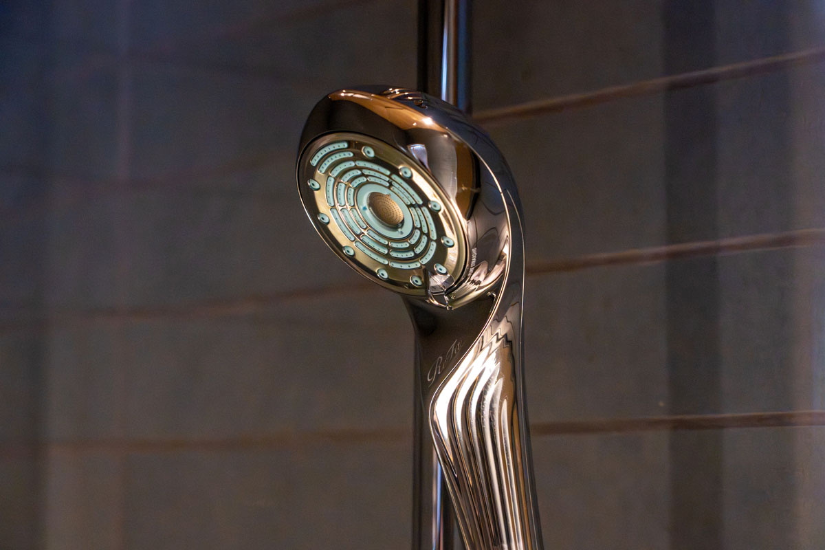 シャワーヘッド ReFa